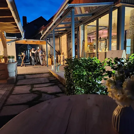 Familienfreundlich Im Naturpark Hassberge Mit Gehobener Gastronomie Kirchlauter Exterior photo